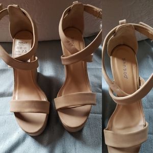 Wedge sandals